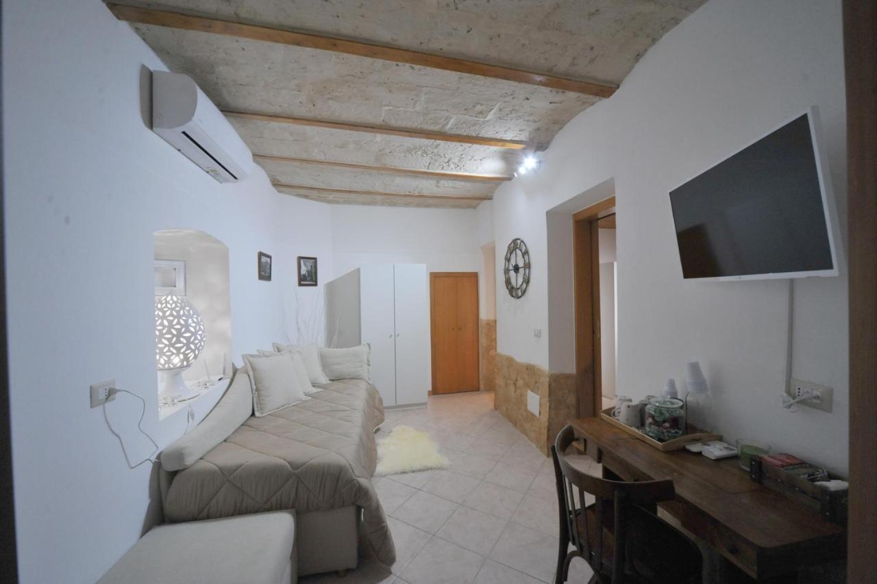 Nicole House Bed & Breakfast Bari Dış mekan fotoğraf